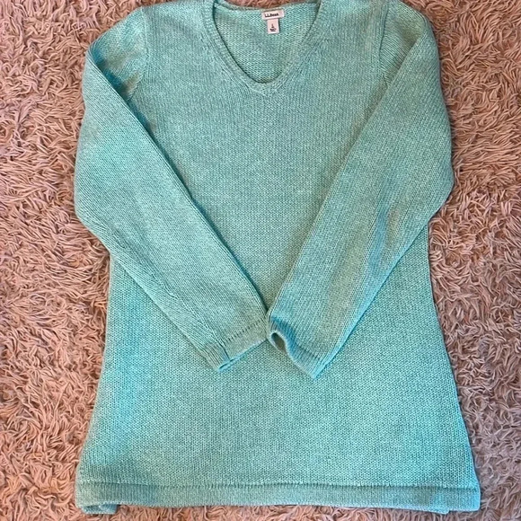 L.L Bean Cotton sweater - Picture 1 of 3